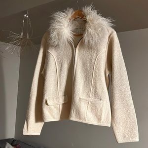 Cream jacket with removable fur collar
